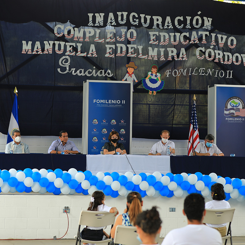 Inauguración Centro Escolar Manuela Edelmira Córdova